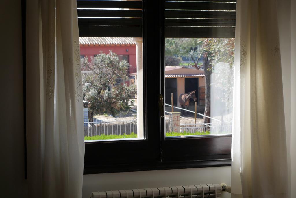 Hotel Restaurant El Bosc Banyeres del Penedes Екстер'єр фото